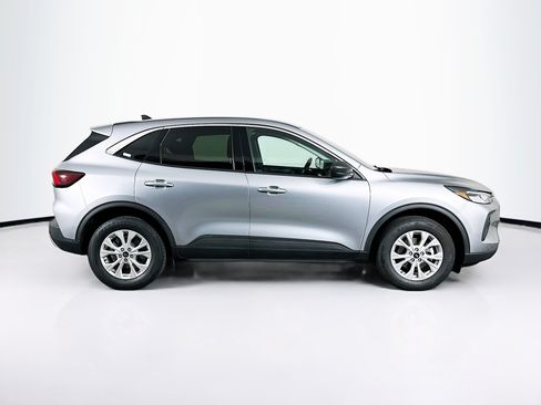 Used 2024 Ford Escape Active w/ Tech Pack #1 AWD/4WD image 10
