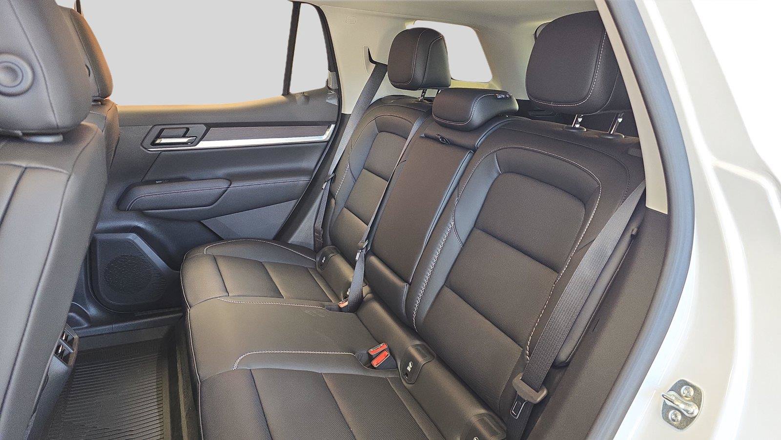 New 2027 GMC Terrain Denali w/ LPO, Floor Liner Package AWD/4WD image 18