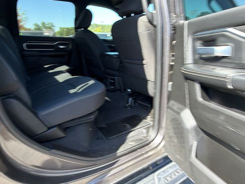 Certified 2025 RAM 2500 Big Horn AWD/4WD image 21