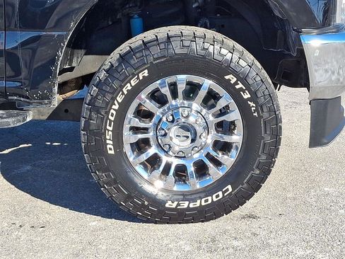 Used 2021 Ford F250 XLT w/ XLT Premium Package image 8