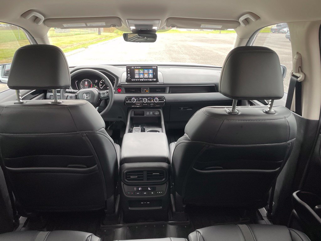 Used 2025 Honda Pilot EX-L image 14