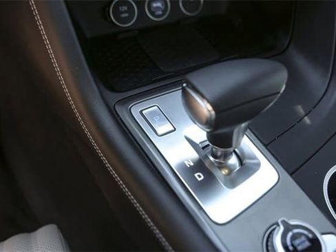 Used 2025 Genesis G70 3.3T Advanced image 23