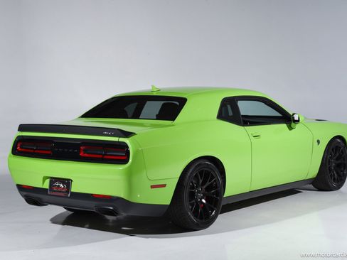 Used 2015 Dodge Challenger SRT Hellcat image 6