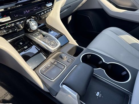 Used 2023 Acura MDX FWD w/ Technology Package image 30