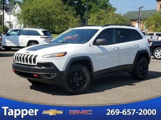 Used 2016 Jeep Cherokee Trailhawk w/ Comfort/Convenience Group AWD/4WD 360° Tour