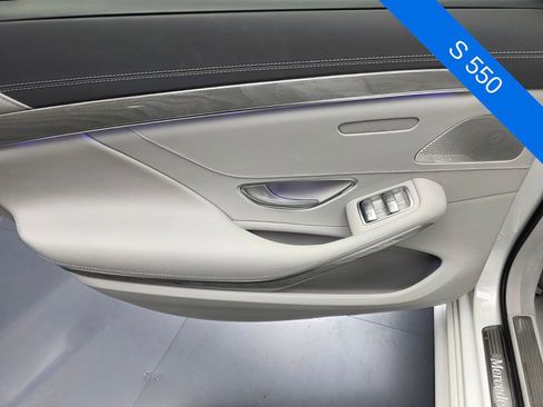 Used 2017 Mercedes-Benz S 550 Sedan image 16