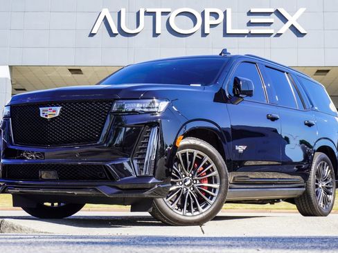 Used 2024 Cadillac Escalade V AWD/4WD image 1