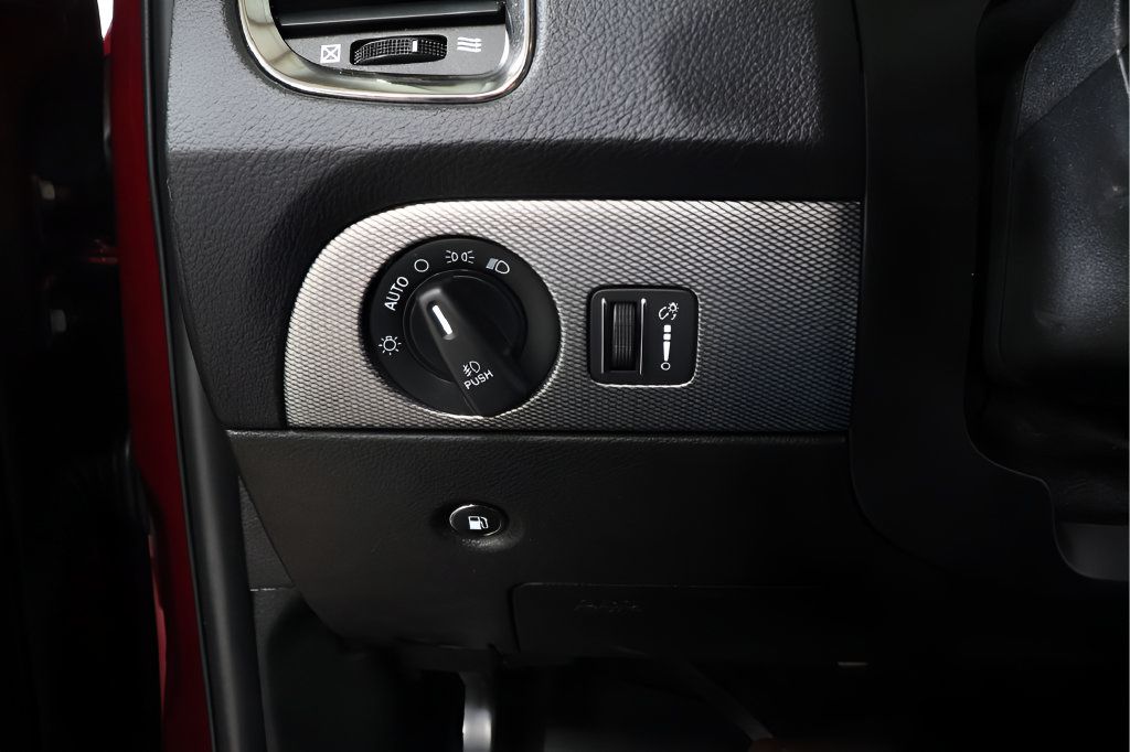 Used 2018 Dodge Durango GT w/ Trailer Tow Group IV AWD/4WD image 18