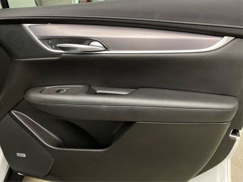 Used 2019 Cadillac XT5 Luxury AWD/4WD image 28