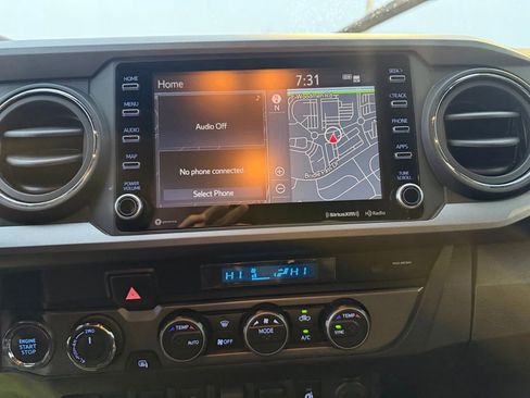 Used 2023 Toyota Tacoma TRD Off-Road w/ Technology Package AWD/4WD image 17