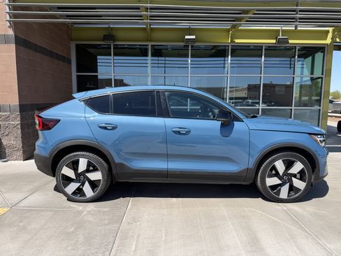 Used 2023 Volvo C40 P8 Recharge Ultimate AWD/4WD image 9