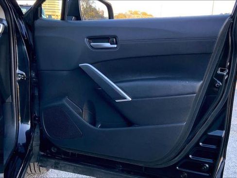 Certified 2024 Toyota Corolla Cross XLE image 22