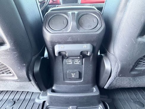 Used 2020 Jeep Wrangler Unlimited Rubicon image 27