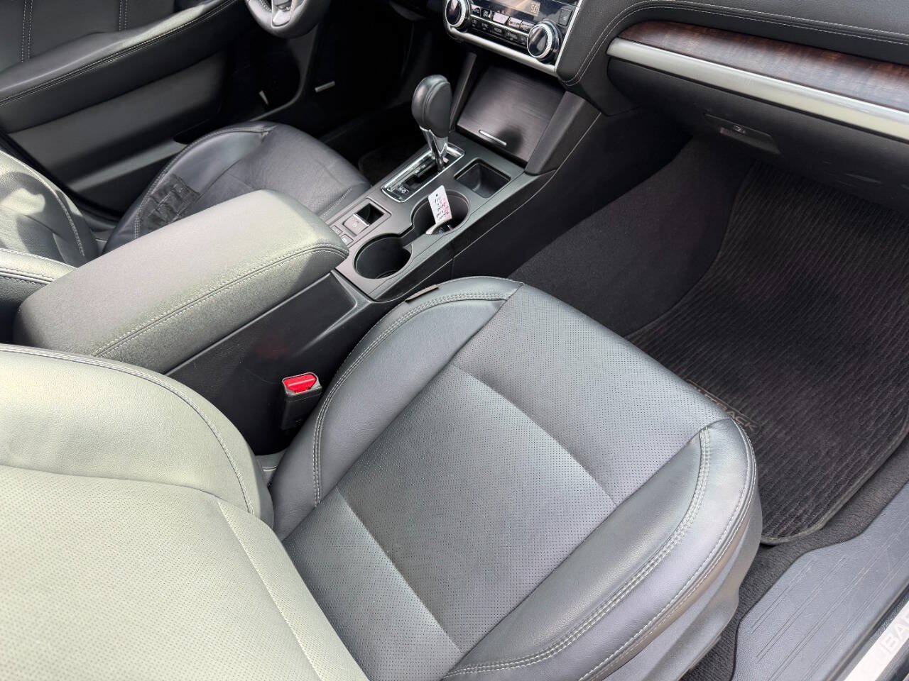 Used 2019 Subaru Outback 3.6R Limited AWD/4WD image 31