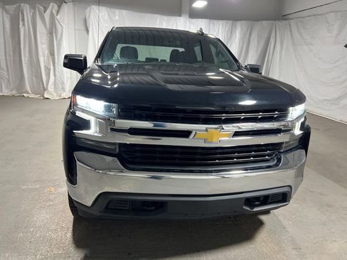 Used 2021 Chevrolet Silverado 1500 LT w/ Z71 Off-Road Package AWD/4WD image 2