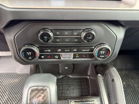 Used 2024 Ford Bronco Raptor AWD/4WD image 33