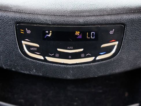 Used 2016 Cadillac Escalade 2WD image 40