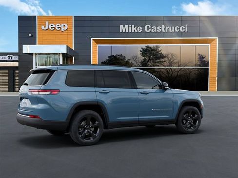 New 2026 Jeep Grand Cherokee L Limited w/ Limited Altitude Package AWD/4WD image 5