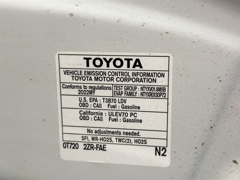 Used 2022 Toyota Corolla LE image 17