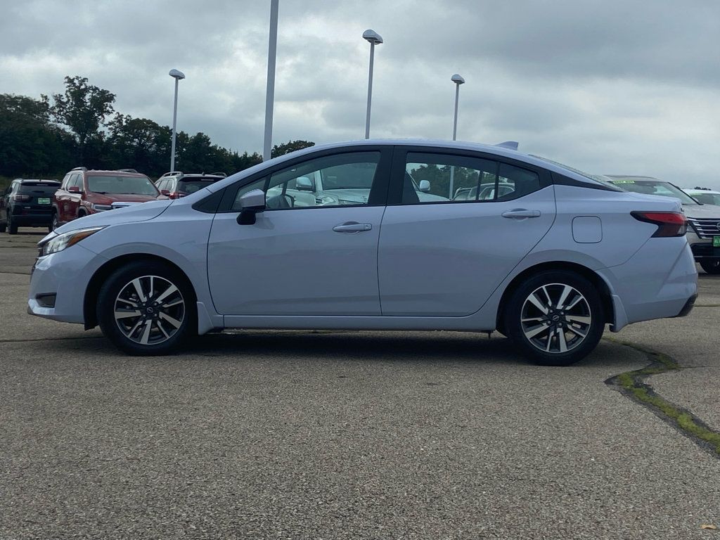 Used 2025 Nissan Versa SV w/ Trunk Package FWD image 4
