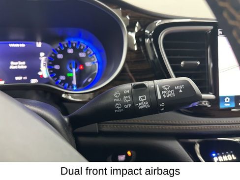 Used 2023 Chrysler Pacifica Pinnacle w/ Trailer Tow Group image 37