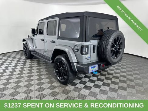 Used 2023 Jeep Wrangler Unlimited Sahara w/ Cold Weather Group AWD/4WD image 4