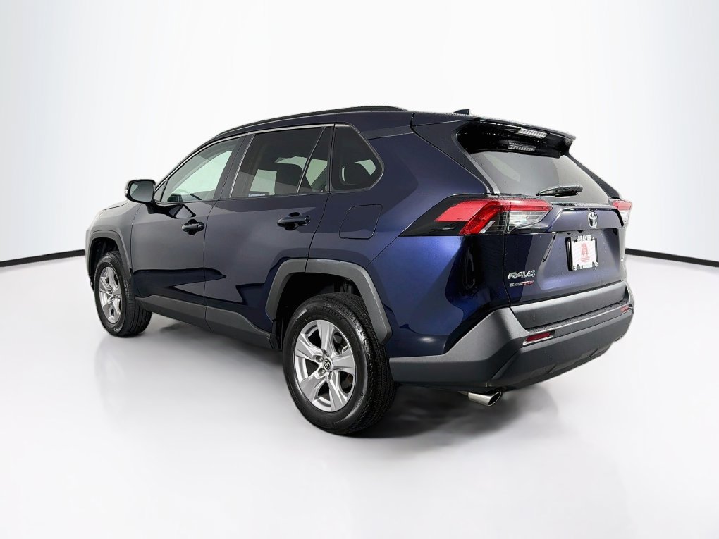 Used 2025 Toyota RAV4 XLE FWD image 7