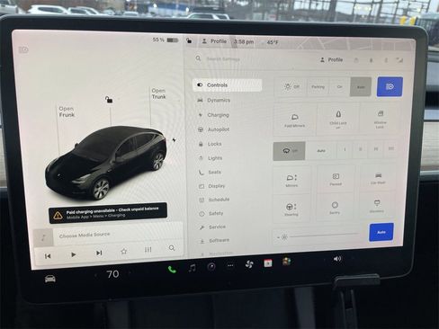 Used 2021 Tesla Model Y Long Range image 19