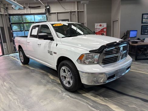 Used 2019 RAM 1500 Big Horn AWD/4WD image 1