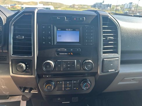 Used 2018 Ford F150 XLT AWD/4WD image 14