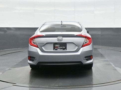 Used 2017 Honda Civic EX-T image 6