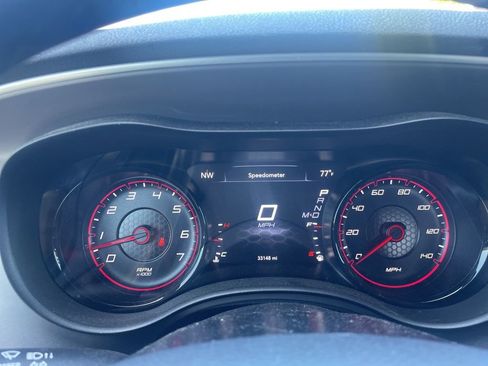 Used 2022 Dodge Charger SXT w/ Blacktop Package image 2