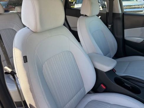 Certified 2023 Hyundai Kona SEL w/ Convenience Package image 30