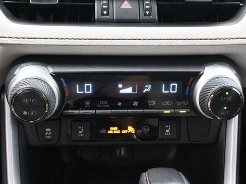 Used 2023 Toyota RAV4 XLE Premium AWD/4WD image 23