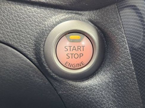 Used 2019 Nissan Sentra SR FWD image 20