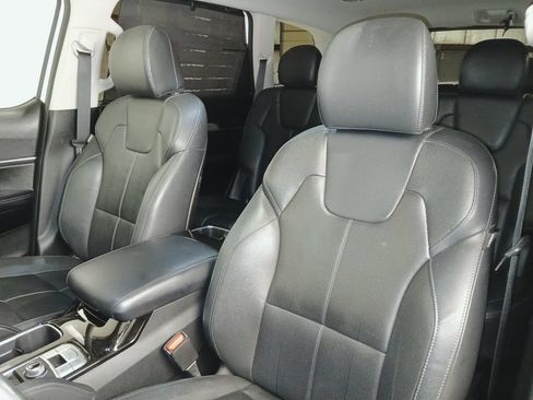 Used 2022 Kia Telluride EX w/ EX Premium Package AWD/4WD image 11