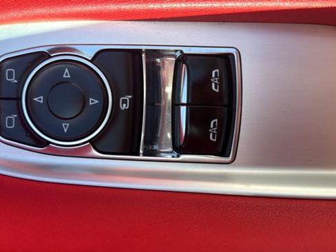 Used 2020 Chevrolet Corvette Stingray Preferred Cpe w/ 2LT Preferred Equipment Group RWD image 19