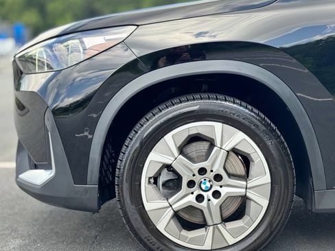 Used 2023 BMW X1 xDrive28i AWD/4WD image 2