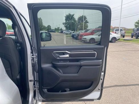 Used 2023 RAM 1500 Big Horn AWD/4WD image 30
