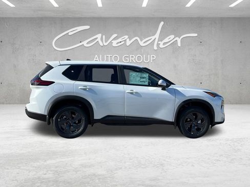 New 2026 Nissan Rogue SV FWD image 17