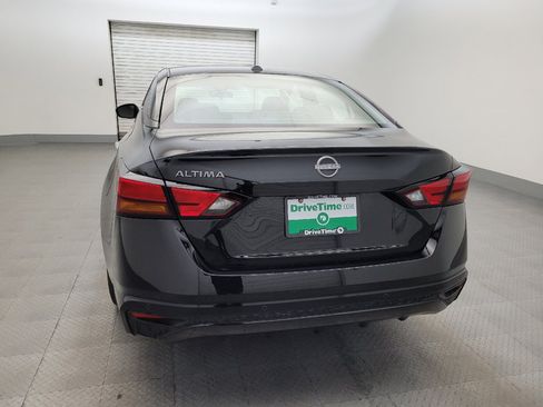 Used 2025 Nissan Altima 2.5 SV FWD image 6