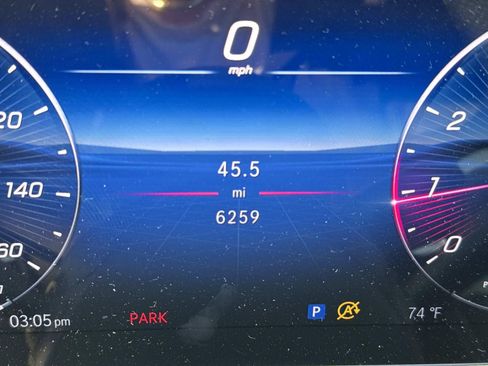 Used 2025 Mercedes-Benz C 300 Sedan image 27