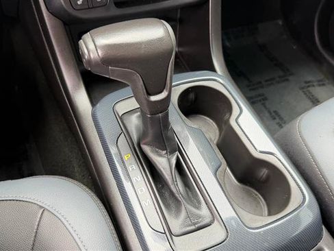 Used 2016 Chevrolet Colorado Z71 AWD/4WD image 35