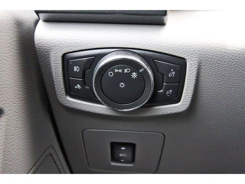 Used 2016 Ford F150 XLT w/ Equipment Group 301A Mid RWD image 21