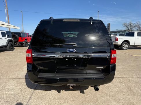 Used 2016 Ford Expedition EL XLT w/ Equipment Group 202A image 5