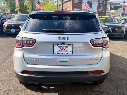 Used 2024 Jeep Compass Limited AWD/4WD image 6