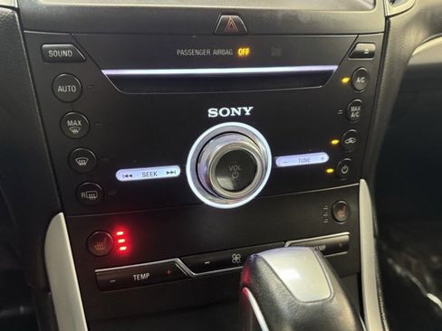 Used 2018 Ford Edge Titanium w/ Technology Package image 21