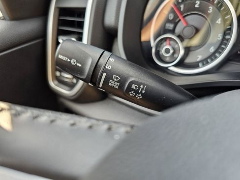 Used 2021 RAM 1500 Big Horn AWD/4WD image 44