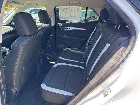 Used 2025 Buick Envision Sport Touring AWD/4WD image 18