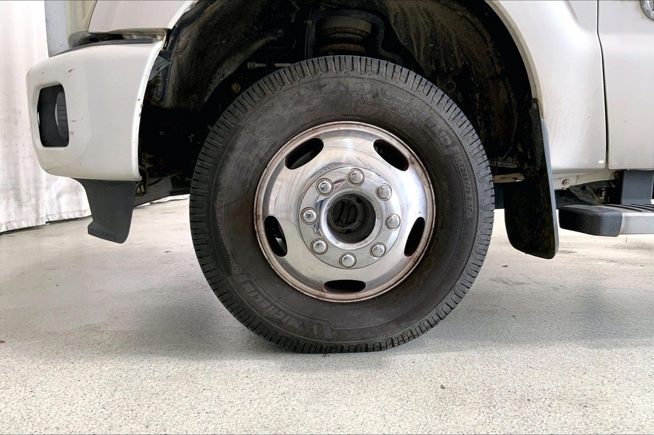 Used 2015 Ford F350 Platinum AWD/4WD image 6